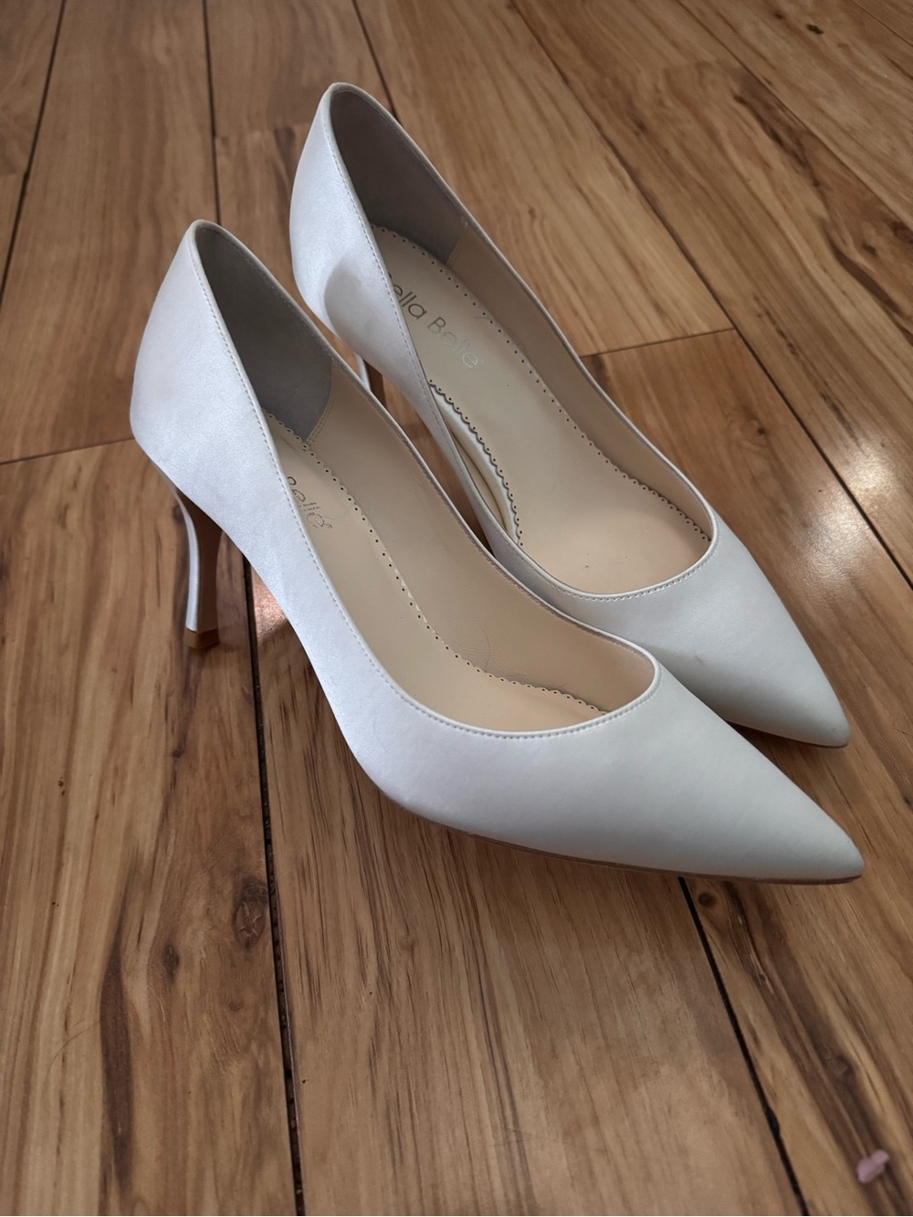 Quiet Luxury Satin Pointed-Toe Stiletto Pump in Ivory (3 inch)